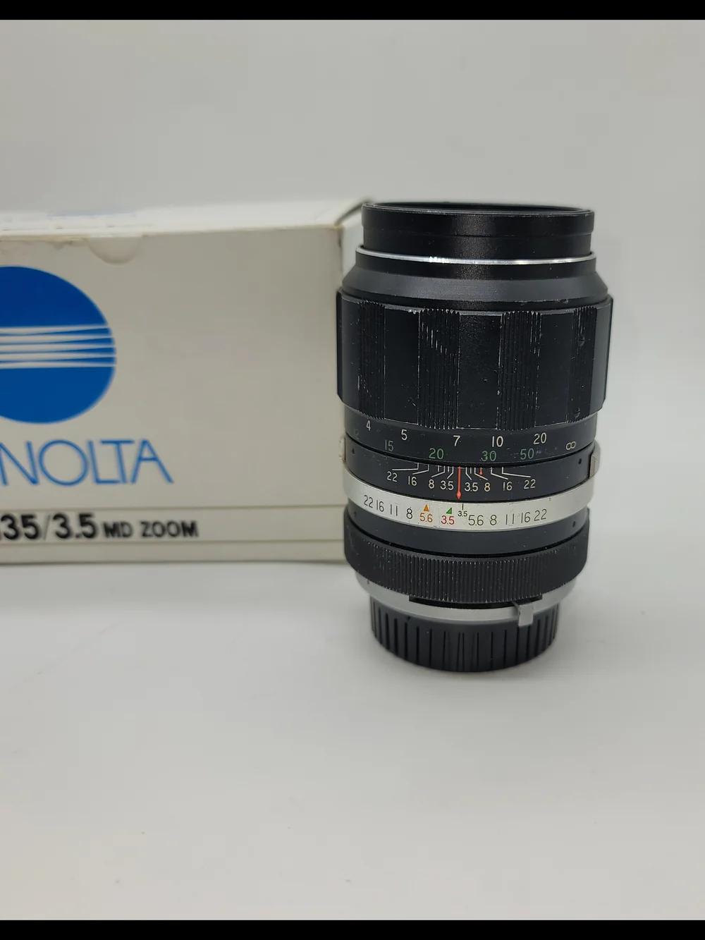 SOLIGOR 135mm F3.5 Lens